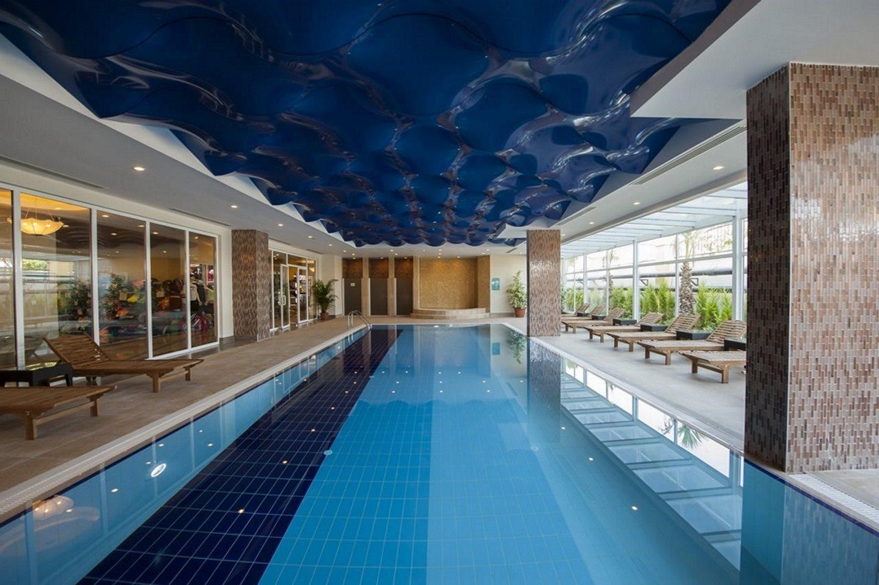Dream World Aqua Hotel Side Exterior photo